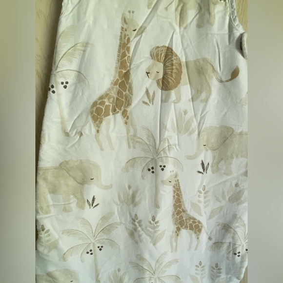 Crane Baby Wearable Blanket, Kendi, 1.7 TOG Soft Animal Print 0-9 Month - Picture 2 of 7